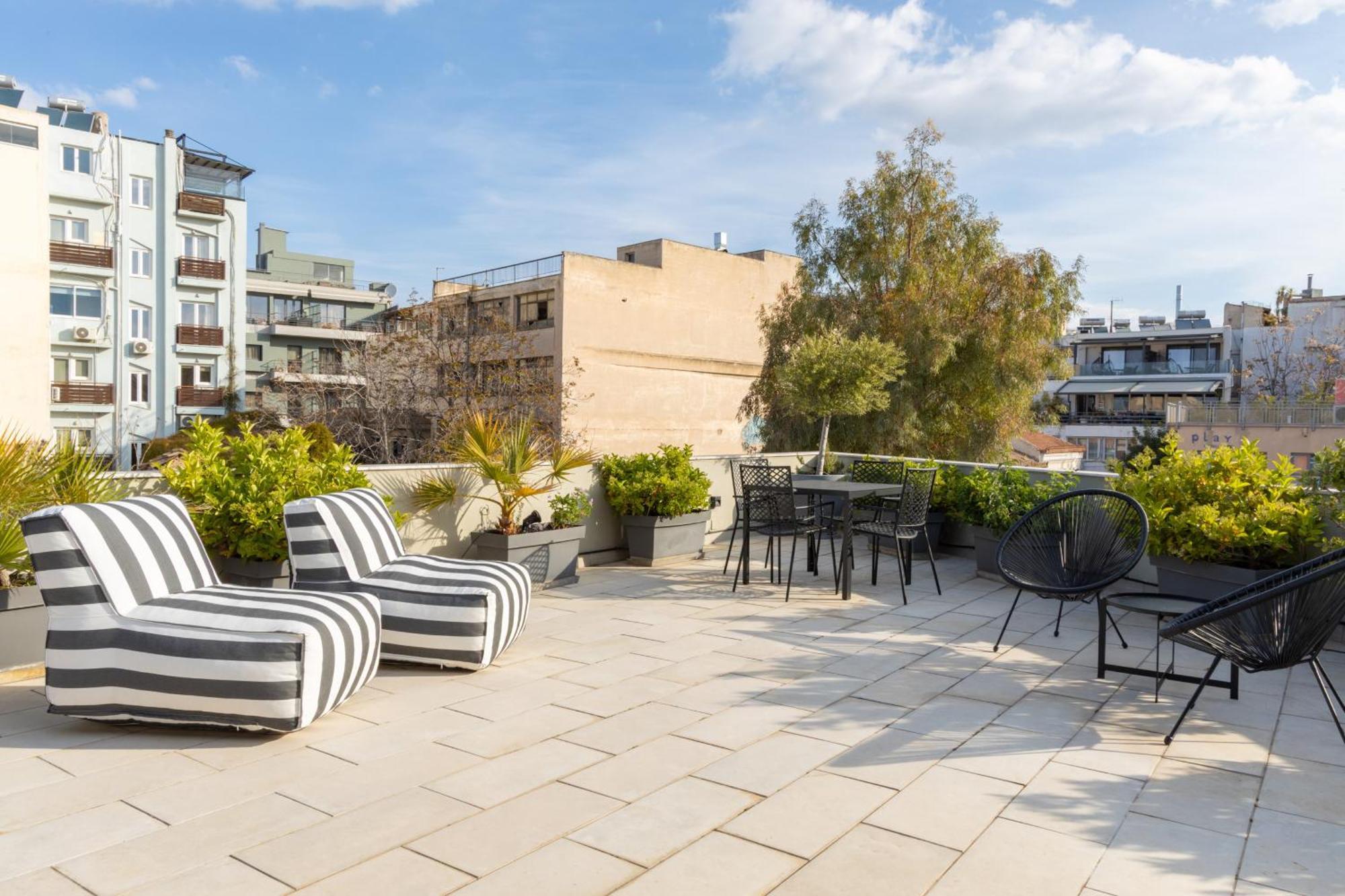 85 Sqm In The Heart Of Athens Shared Rooftop Deck Bagian luar foto