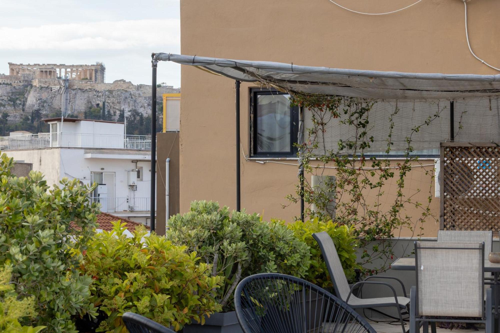85 Sqm In The Heart Of Athens Shared Rooftop Deck Bagian luar foto
